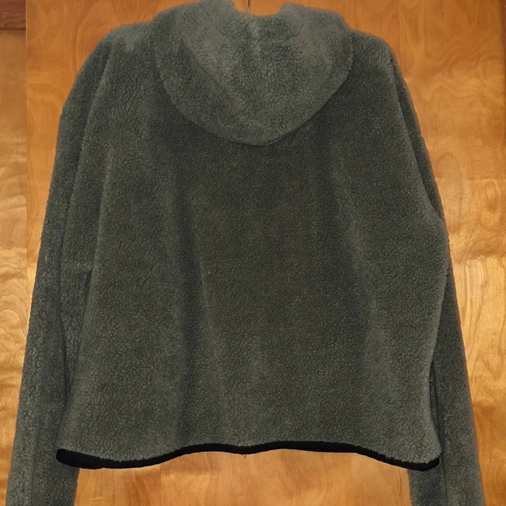 Emily B Hooded Fleece Jacket - Picture 3 of 6